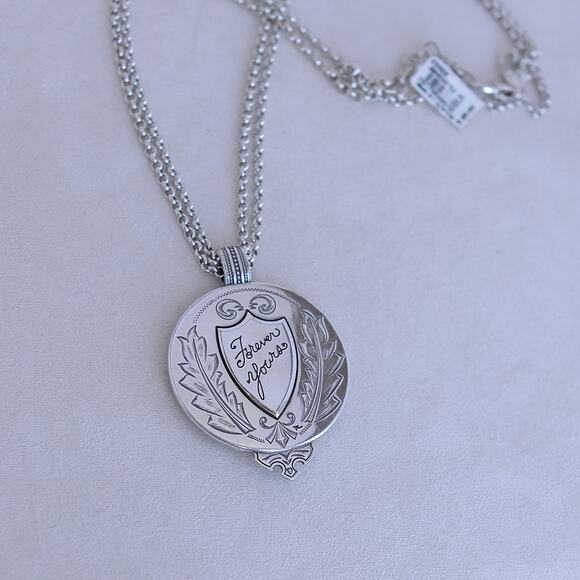 Brighton Essex JM4630 Convertible Medallion Pendant Necklace Silver Plated NWT - Picture 4 of 7